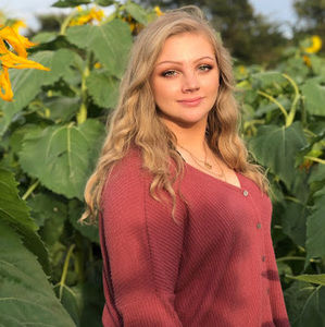 Meet your Posher, Savanna